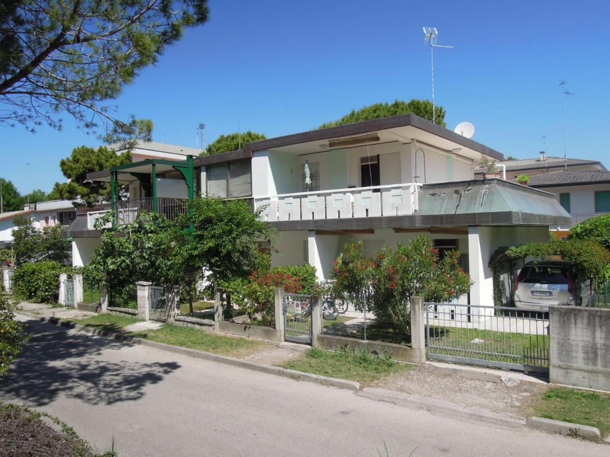 Condominio Villa Verde Bibione Exteriör bild